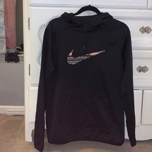 nike women’s thermafit hoodie